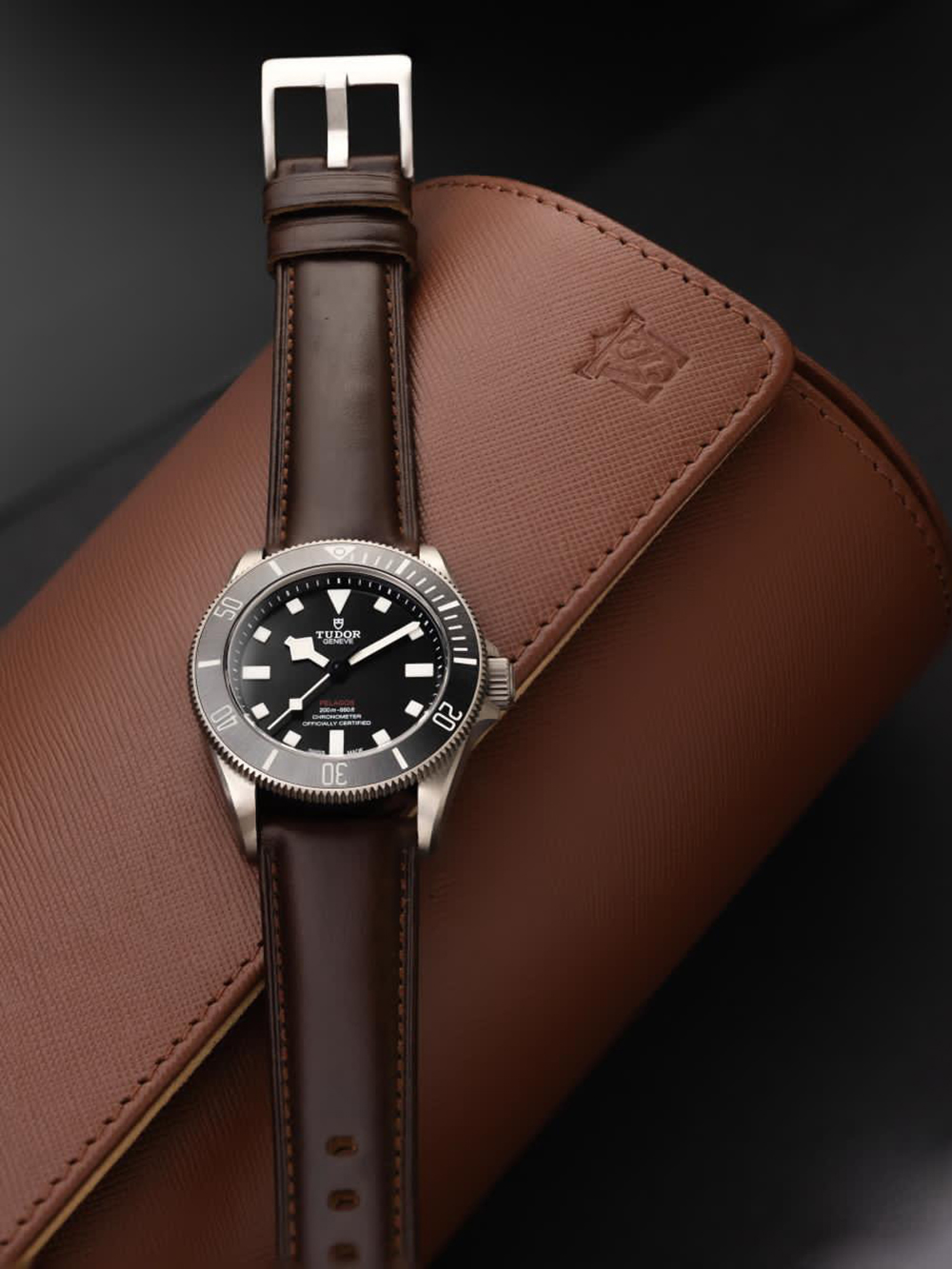 เฮมซุตสายนาฬิกาหนังแท้ QUICK R - Suede Strap Watch บทวิจารณ์และราคา