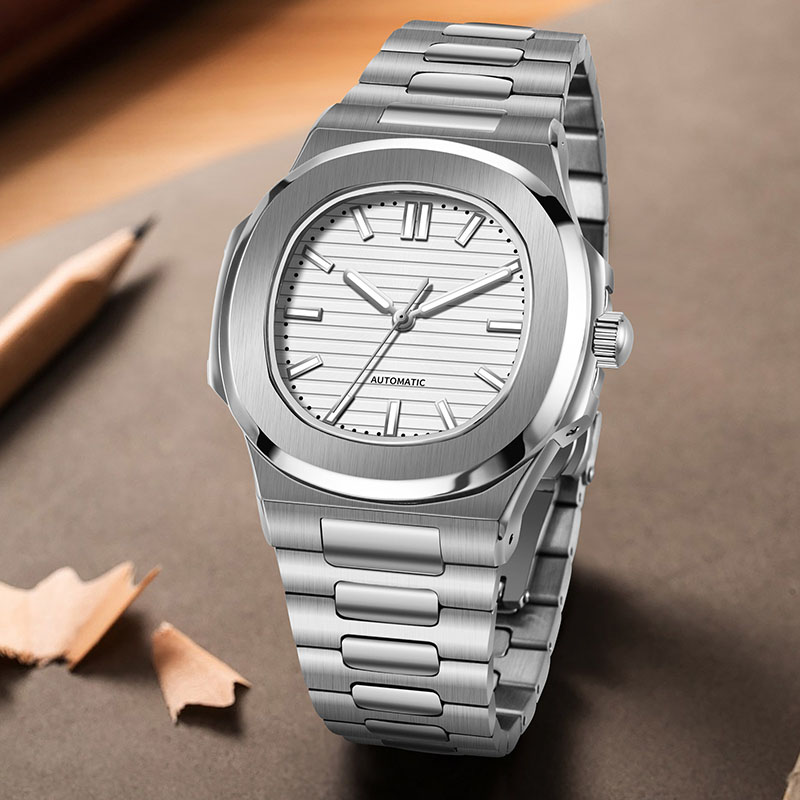 นาฬิกาข้อมือผู้ชาย MACARLON 43 - Patek Philippe Watch Nautilus บทวิจารณ์และราคา